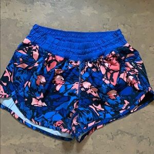 Lululemon tracker short